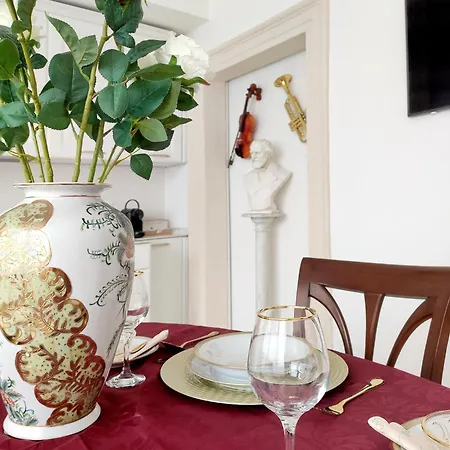 Apartment Arena Concert Concerto - Historic House Amorino At 